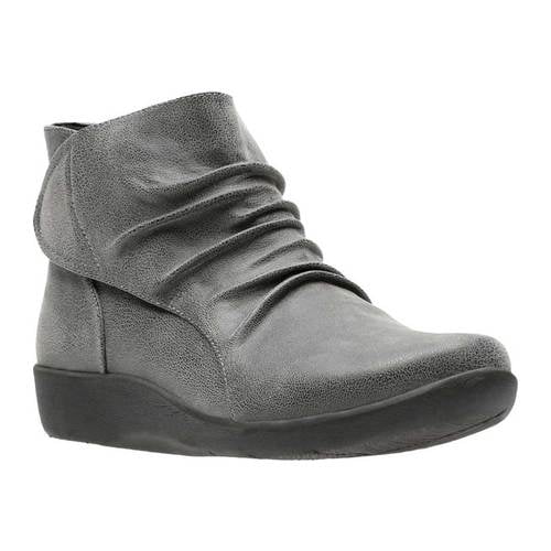 Clarks Womens Sillian Sway Ankle Bootie