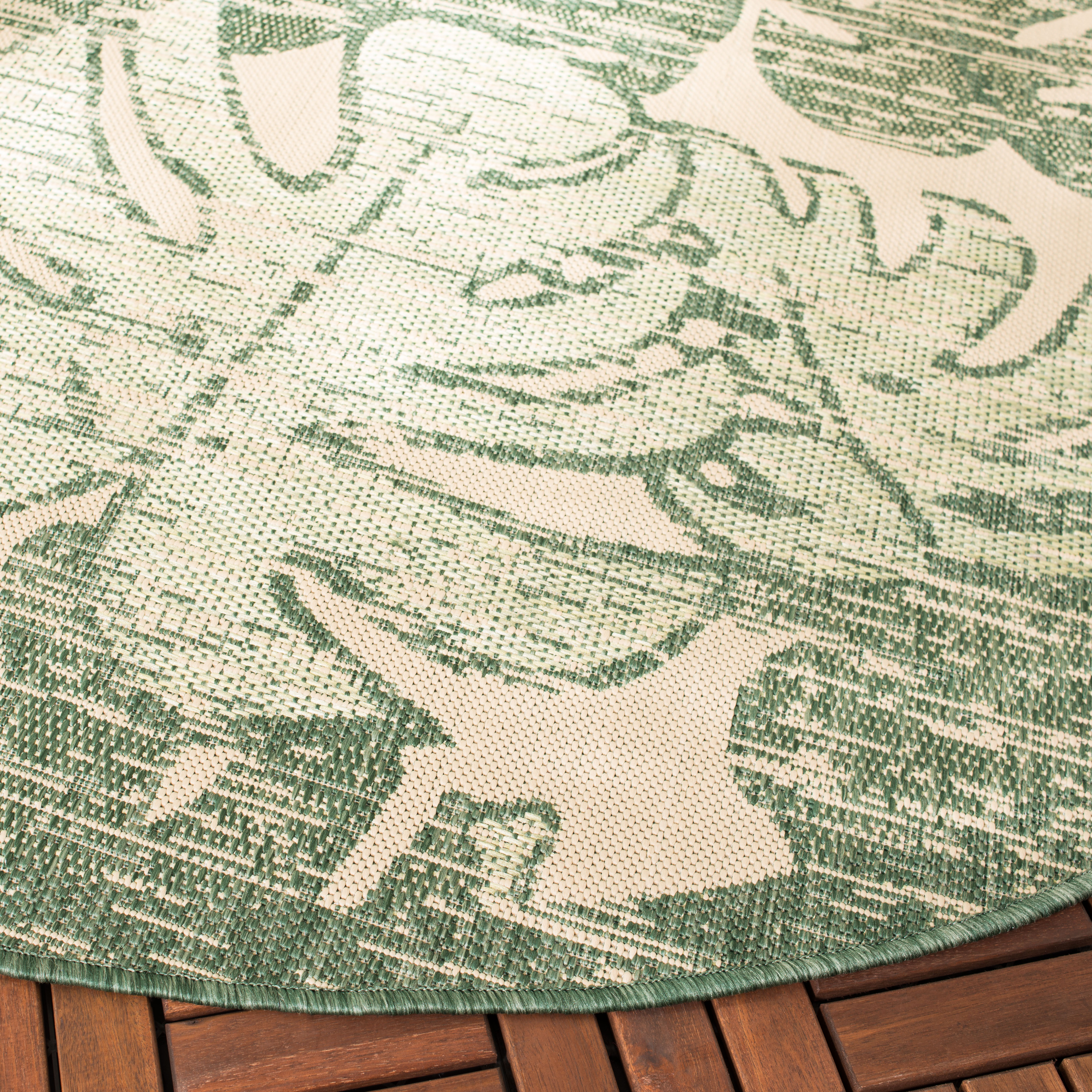 Safavieh Courtyard Ivy Botanical Indoor/Outdoor Area Rug, Beige/Green, 6'7" x 6'7" Round