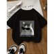 thumbnail image 1 of Camiseta elegante con estampado de gato y gafas para niñas. Cómoda mezcla de poliéster, cuello redondo, manga corta, ideal para jugar al aire libre y para uso informal. Edades: 8-14 años., 1 of 5