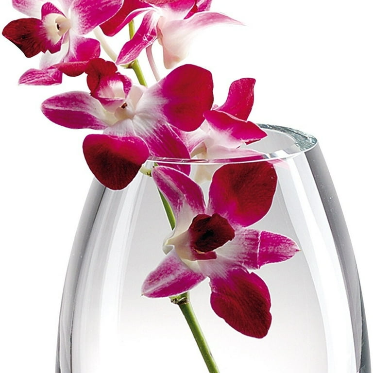 9 Mouth Blown Crystal European Made Vase 9 Mouth Blown Crystal European Made Vase
