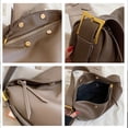 thumbnail image 4 of El bolso de hombro de cuero sintético es adecuado para las citas de mujeres y los viajes diarios., 4 of 5