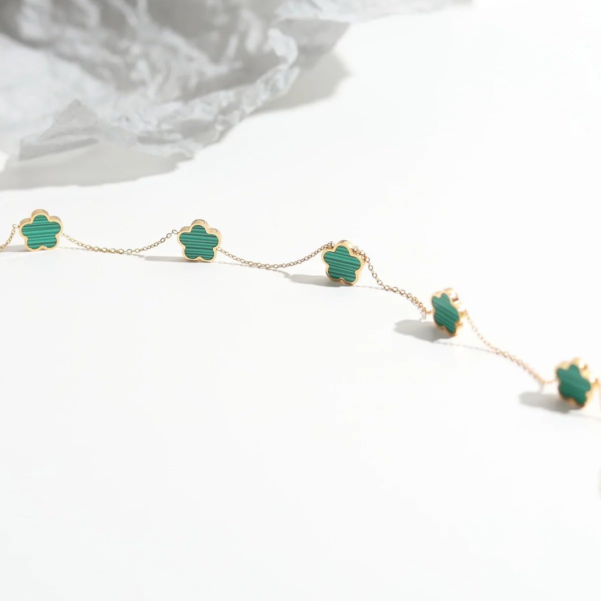 Clover Jewelry Set 18K Gold Plated Stainless Steel Necklace with Flower Design Four leaf clover for Women, Elegant Four Leaf Clover Necklace Floral Style Jewelry