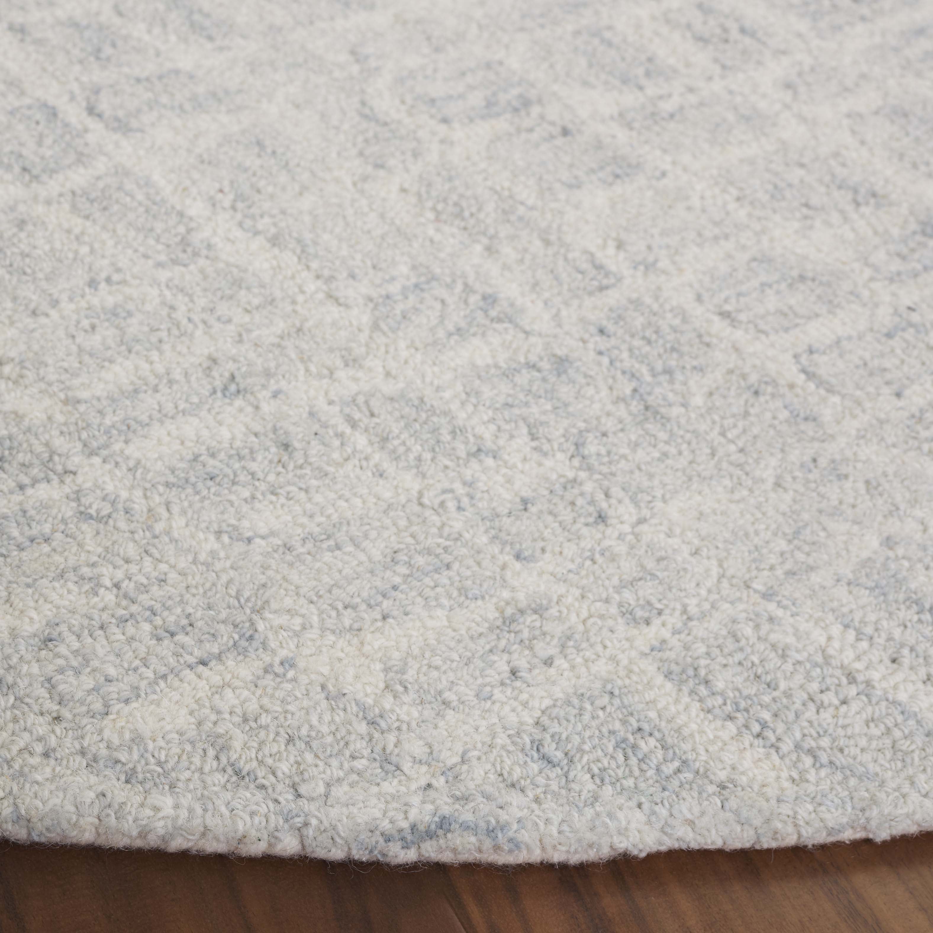 SAFAVIEH Ebony Albina Plaid Area Rug, Ivory/Light Blue, 6' x 6' Round