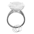 thumbnail image 4 of Llavero con anillo de compromiso de diamantes grandes, ideal como regalo romántico para bodas., 4 of 5