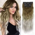 thumbnail image 1 of Extensiones de cabello sintético ondulado grueso Sincero 4 piezas con clip color castaño ceniza A rubio platino, 1 of 5