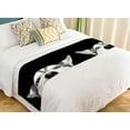 thumbnail image 1 of Corredor de Cama Perro Husky Ojos Azules ABPHQTO Ropa de Cama Bufanda Decoración 50x241 cm, 1 of 1