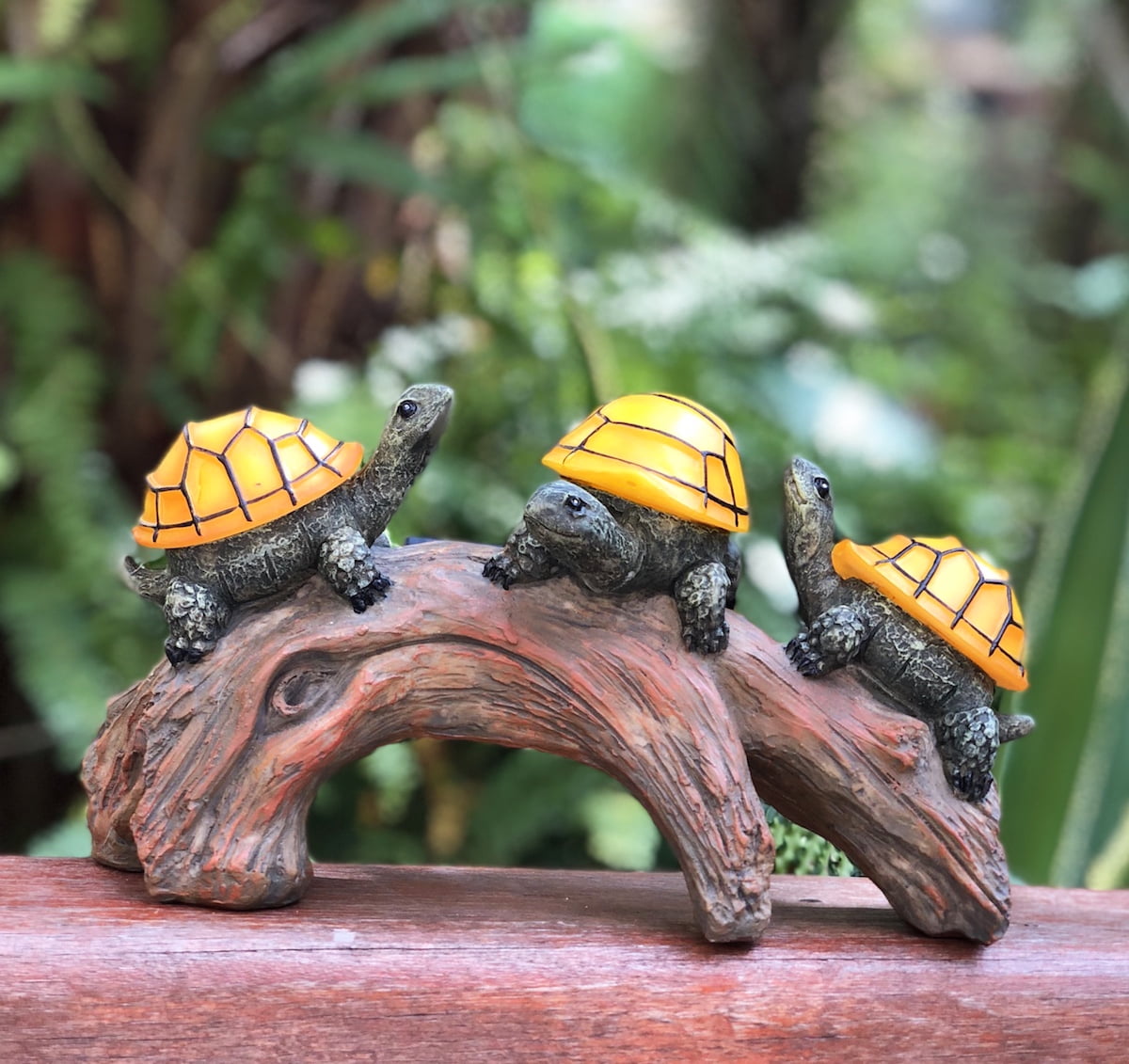 Turtle 2024 solar light