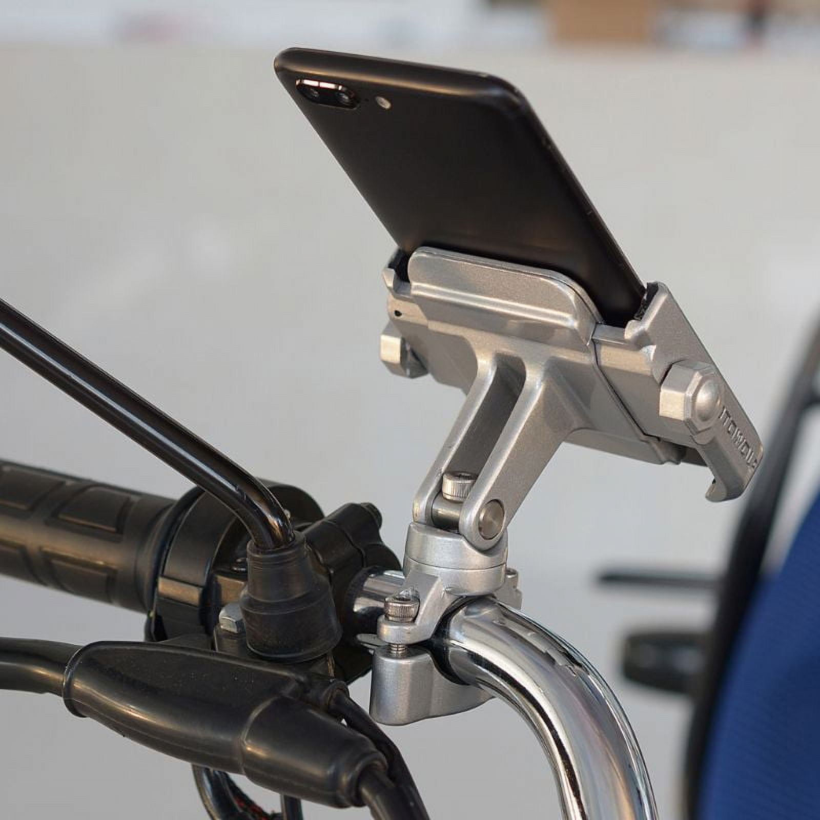 Motorcycle Phone Holder Mount Accessories for Harley-Davidson Street Glide Silver Handle Mounting