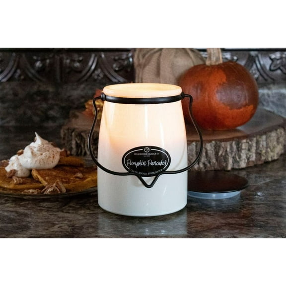 Milkhouse Candles 22 Ounce Jar Candle - PUMPKIN PANCAKES