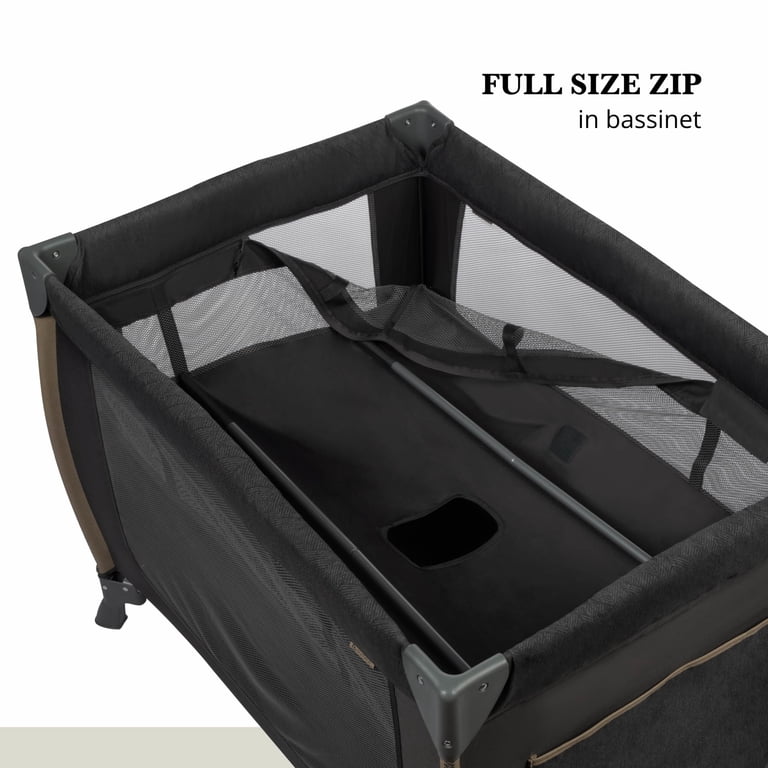 Monbebe Play Yard with Full-Size Rocking Bassinet photo 4