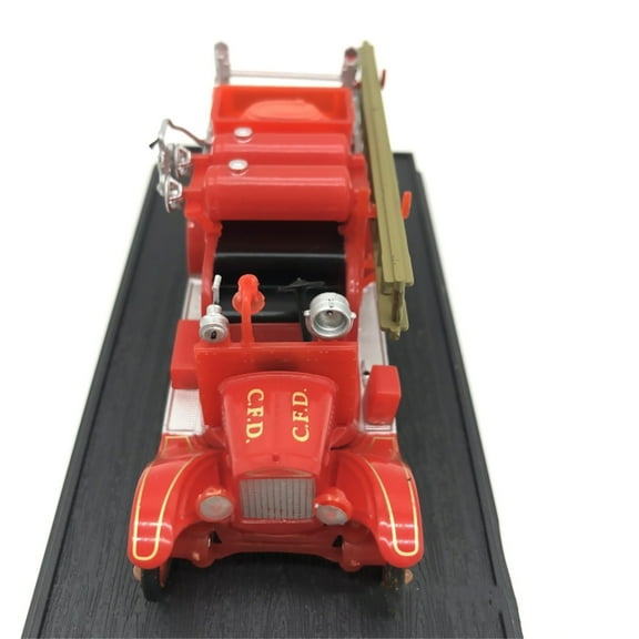 Alloy Model T Fire Truck Gift Toys for Military Collectibles Enthusiasts, Retro Elegant Decoration, 1/72