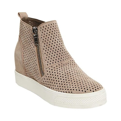 macys steve madden wedgie