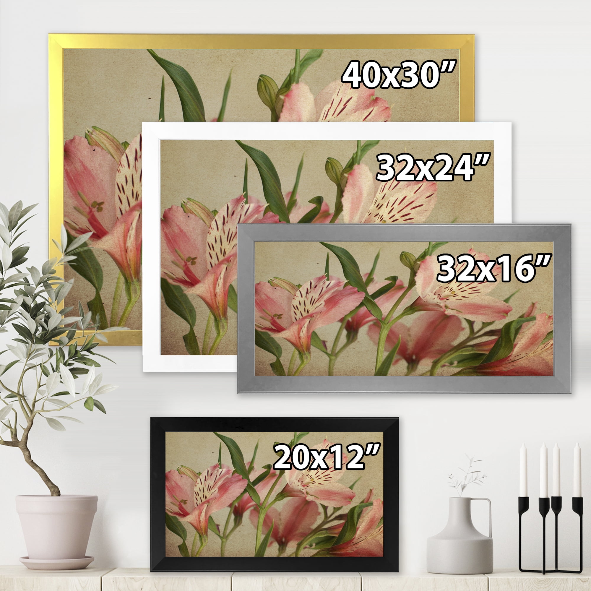 Designart 'Alstroemeria Flower Retro ' Traditional Framed Art Print