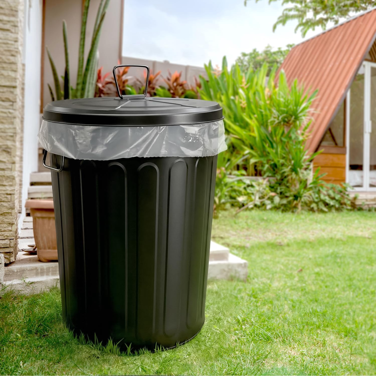 GGsum 20 Gallon Metal Trash Can with Lid Outdoor Large Trash Bin Steel Garbage Can for Garage Patio Farmhouse Bucket Bird Seed Storage Can Heavy Duty Round Container, Black