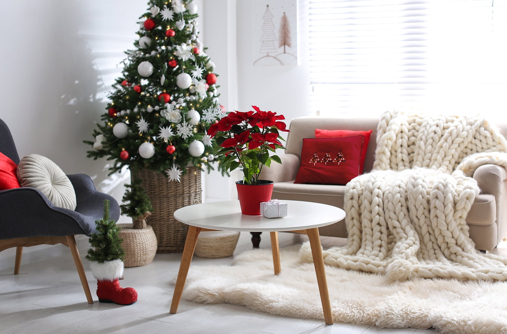Simply Daisy Merry Red Colored Triangle Trees Christmas Soft Spun Polyester Decorative Throw Pillow, 20" x 20"