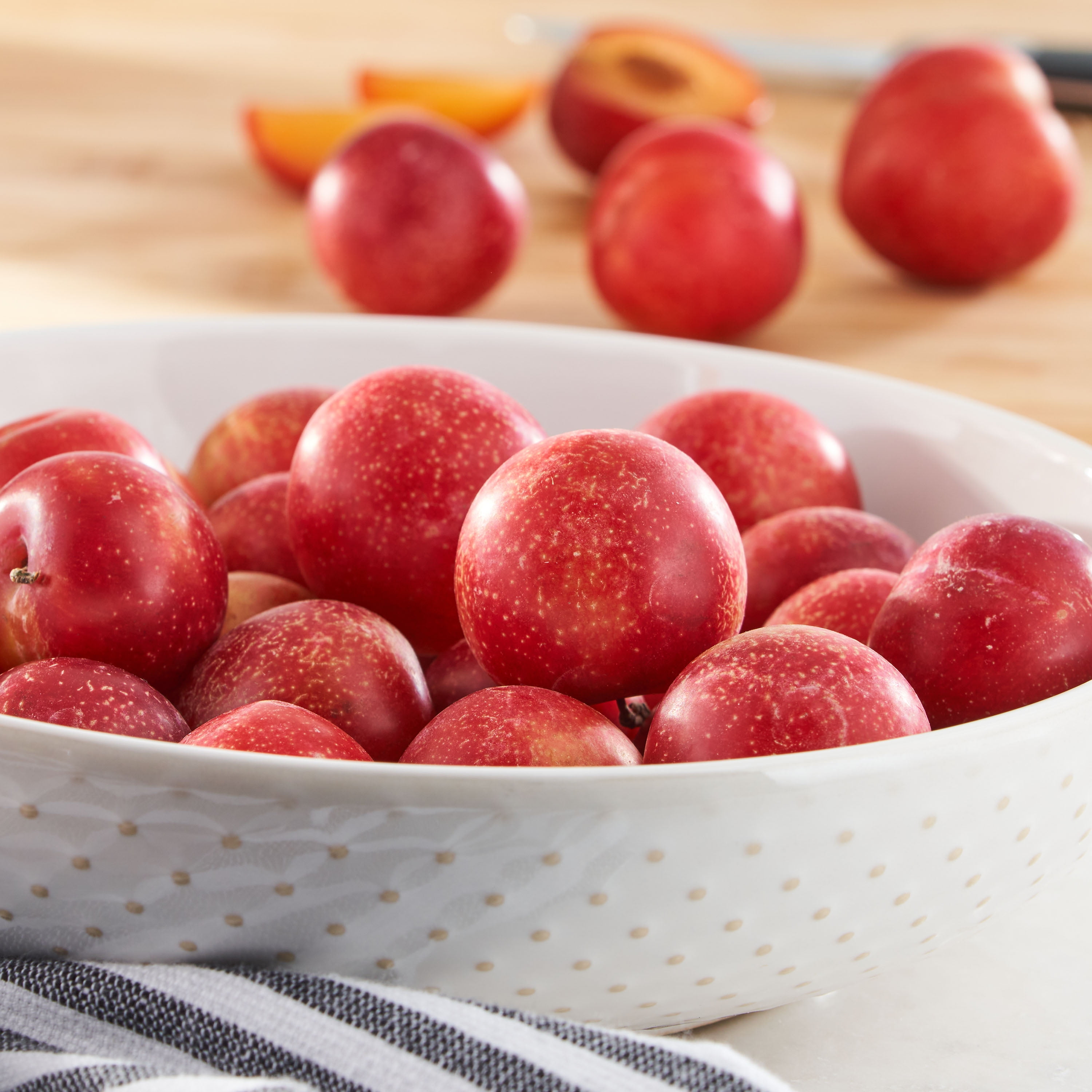 Fresh Cherry Plums, 1 lb