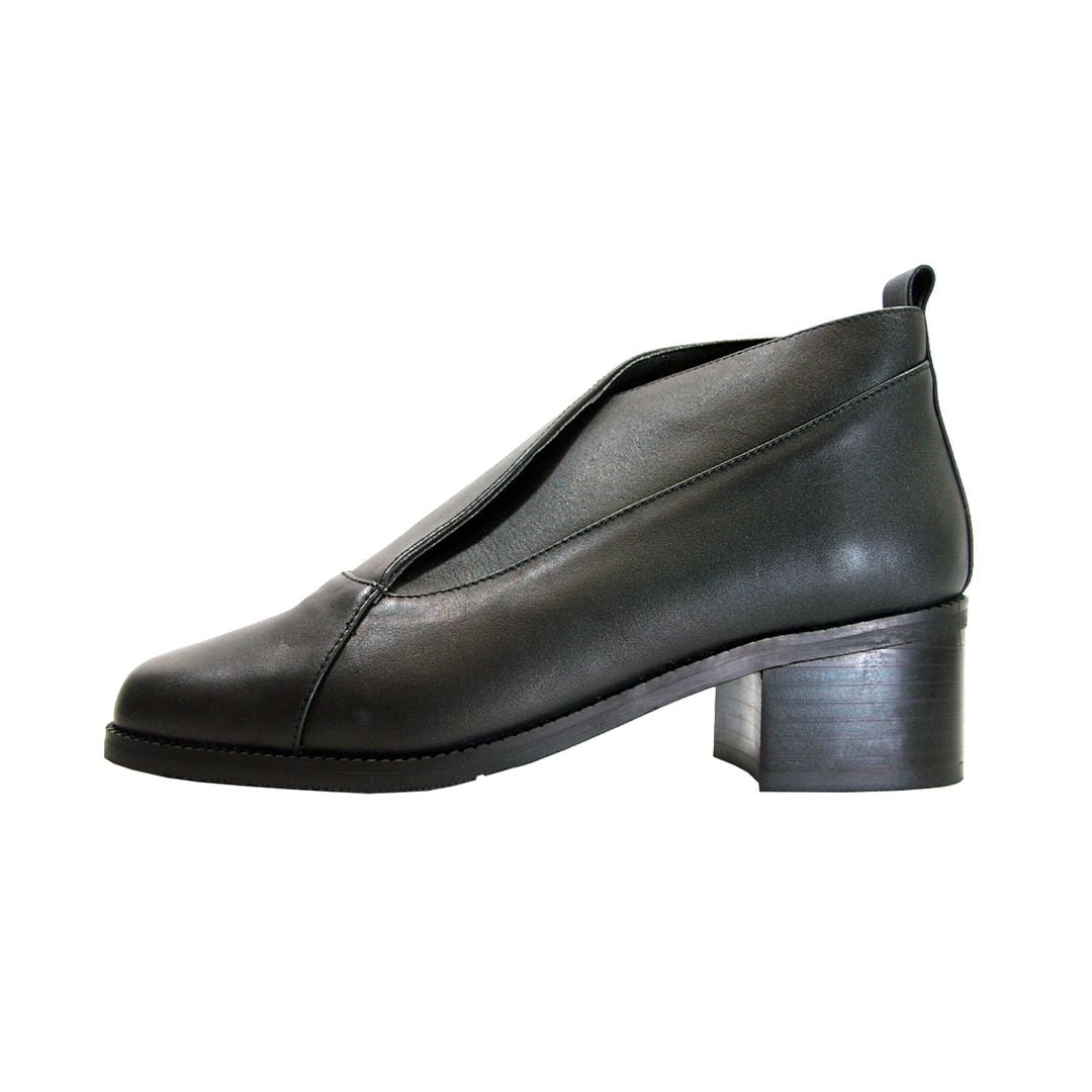 PEERAGE Thea Women Wide Width Leather Dress Booties BLACK 10