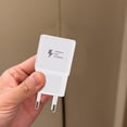 thumbnail image 4 of Adaptateur de Charge Rapide avec Câble de 2M - Universel et Durable, 4 of 6