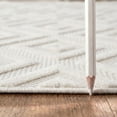 thumbnail image 5 of Nourison Versatile Diamond Geometric Flatweave Indoor Outdoor Round Rug Ivory White 4' x 4', 5 of 11