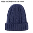 thumbnail image 2 of Gorro de punto con flores retorcidas, 2 of 5