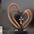 thumbnail image 2 of Decoración de cruz de corazones entrelazados de Jesús de Pascua, con 2 corazones unidos, decoraciones de cruz de Jesús para mesa de pie cristiana, 2 of 5