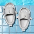 thumbnail image 3 of Zapatillas ligeras de tiburón para mujer y hombre, chanclas de baño, zapatos planos antideslizantes para el hogar, sandalias para parejas y niños, Verano, 3 of 4