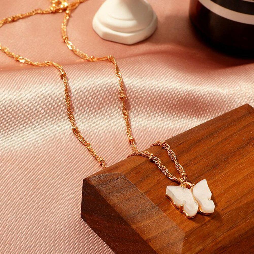Butterfly Acrylic Pendant Necklace Clavicle Choker Chain New Jewelry Women O1F6 - image 3 of 9