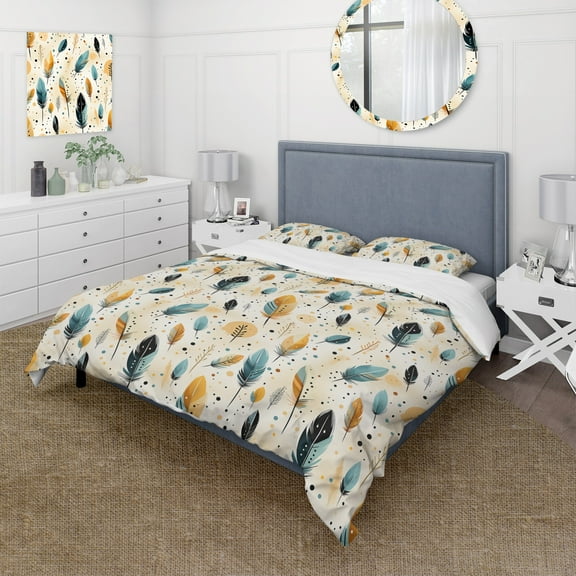 DESIGN ART Designart "Beige Urban Nomadic Feathers Pattern" Blue Floral bedding set with shams Full - Queen