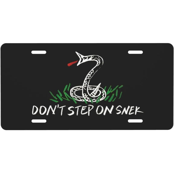 No Step On Snek Aluminum License Plate, License Plate Decoration Car Front License Plate, Suitable for Any Car 6 X 12 Inch