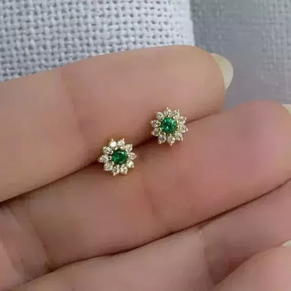 1.20Ct Round Cut Lab-Created Emerald Flower Stud Earrings 14K Yellow Gold Plated
