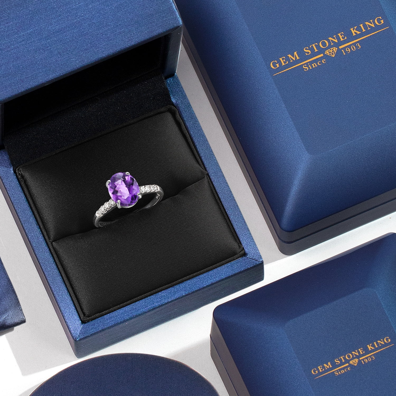 Gem Stone King 10K White Gold Purple Amethyst and Lab Grown Diamond Engagement Ring for Women | 1.70 Cttw | Oval Checkerboard 9X7MM | Gemstone February Birthstone | Size 9