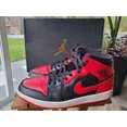 thumbnail image 1 of Jo r-dan 1 Mid ""Banned"" Size 11 US Men-, 1 of 5