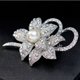 thumbnail image 3 of 2X Pin de Broche de Flores con Clase con Cristal Creado Brillante Y Perla Creada para la Boda de Navidad O Fiesta de Graduacion, 3 of 5