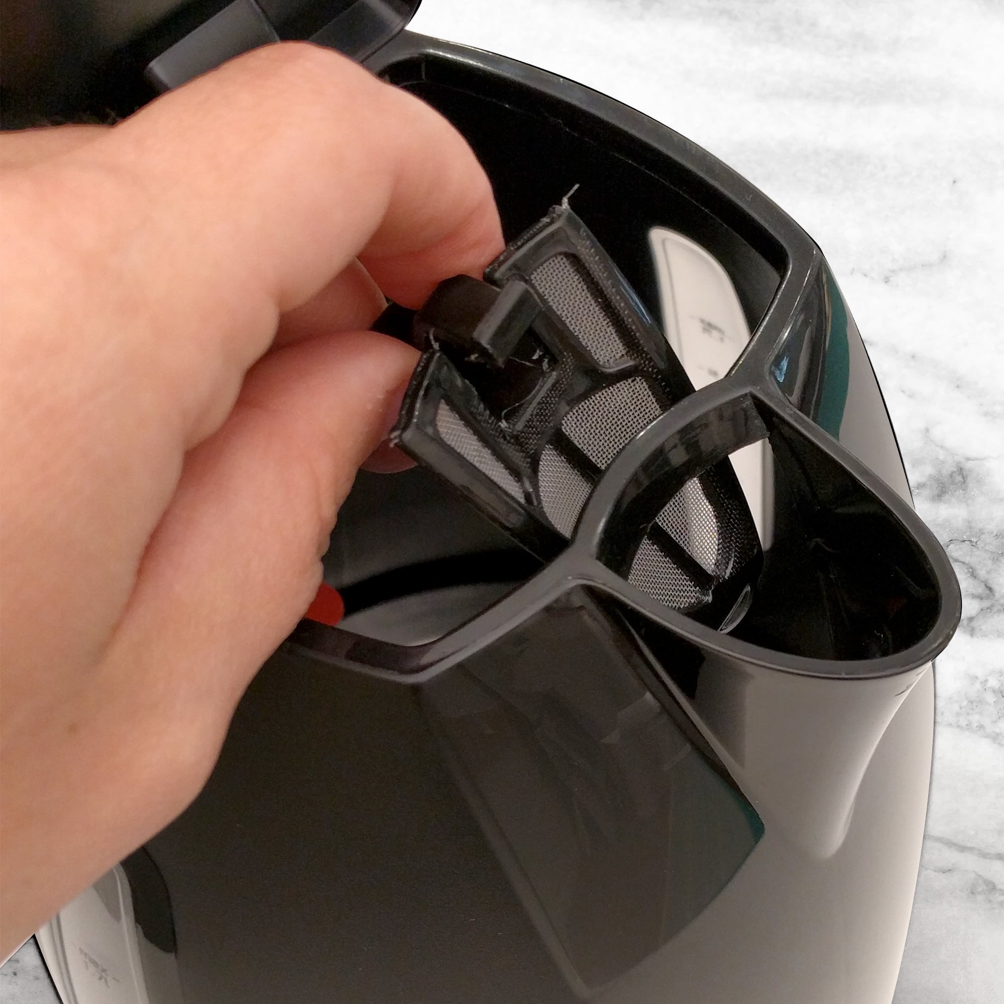Black+Decker Rapid Boil Electric Kettle KE1500 Electric Kettle Review -  Consumer Reports