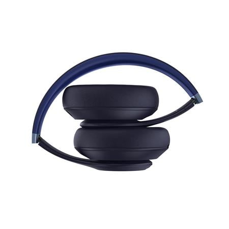 Beats Studio Pro Wireless Headphones, Navy with A03031 10000mAh Power Bank