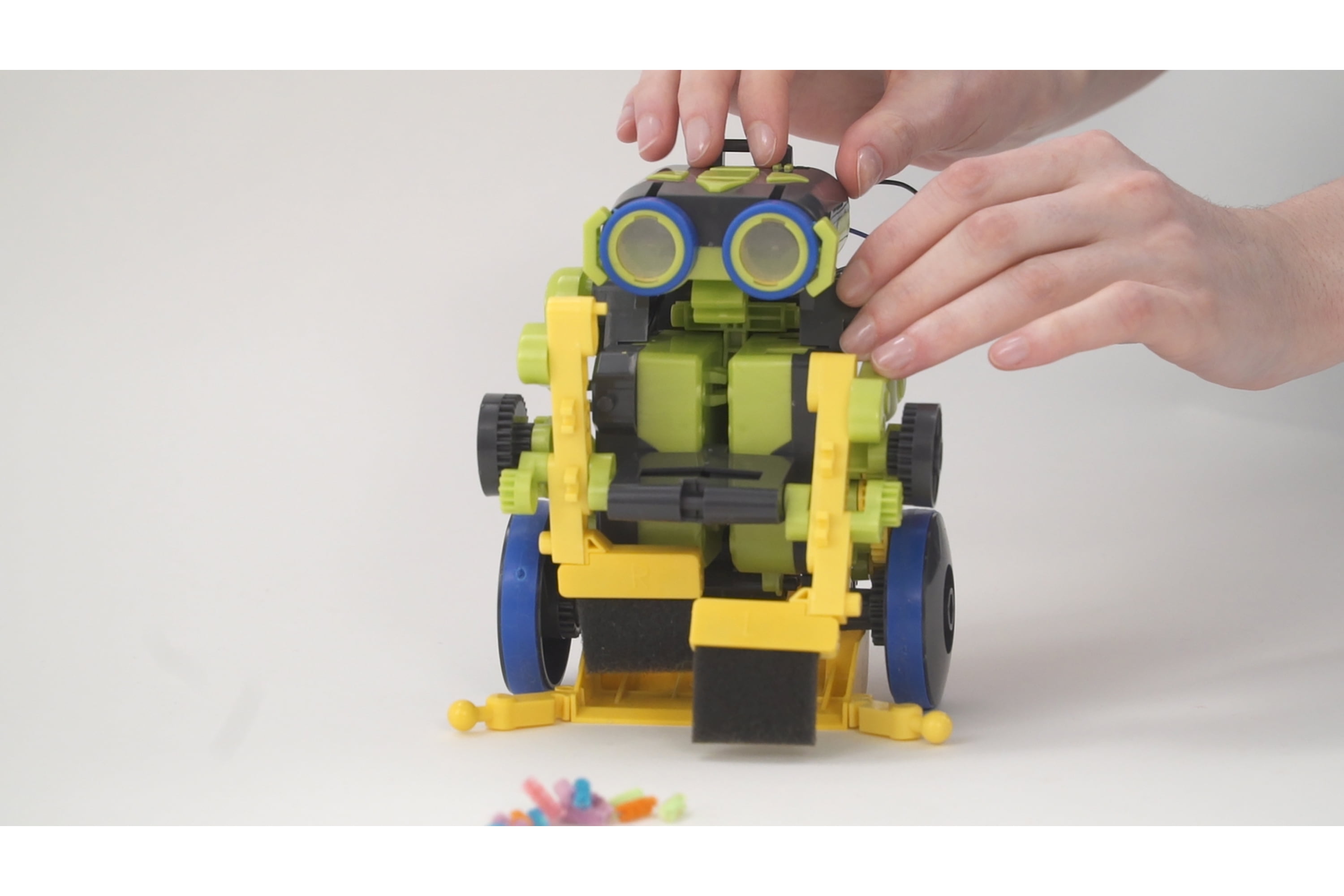 Teach Tech KC3 Keypad Coding Robot - Kidstop toys and books