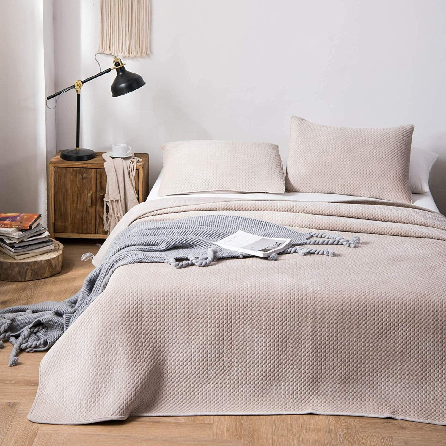 Kasentex  All Season Plush Poly Velvet Lavish Design Quilt Set Soft and Warm Machine Washable Coverlet Almond Queen