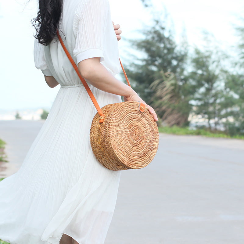 Woven bag Purely Handmade Round Straw Shoulder Retro Women summer Rattan Bag With Linen Inside and Bow Clasp for Summer Beach JTW