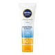 thumbnail image 2 of Protector solar facial NIVEA SUN Control de Brillo efecto matificante de larga duración fps 50+ 50 ml, 2 of 4