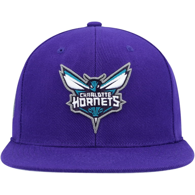 Mitchell Ness Men s Purple Charlotte Hornets Side Core 2.0 Snapback Hat