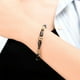 thumbnail image 4 of Pulseras para mujer, regalos para mujer, popular pulsera de piedra volcánica dorada con imán negro, pulsera de cálculos biliares negros., 4 of 5