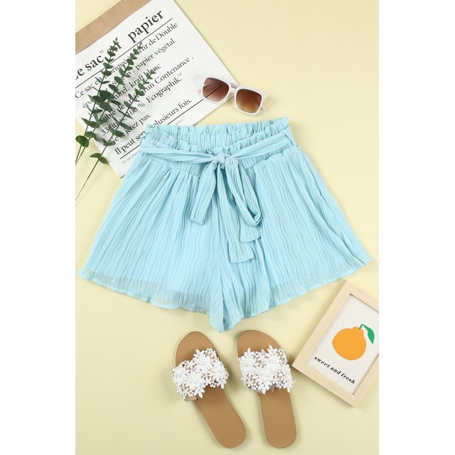 ABPHQTO Pantalones cortos plisados con cintura con volantes azul cielo para mujer con cinturón