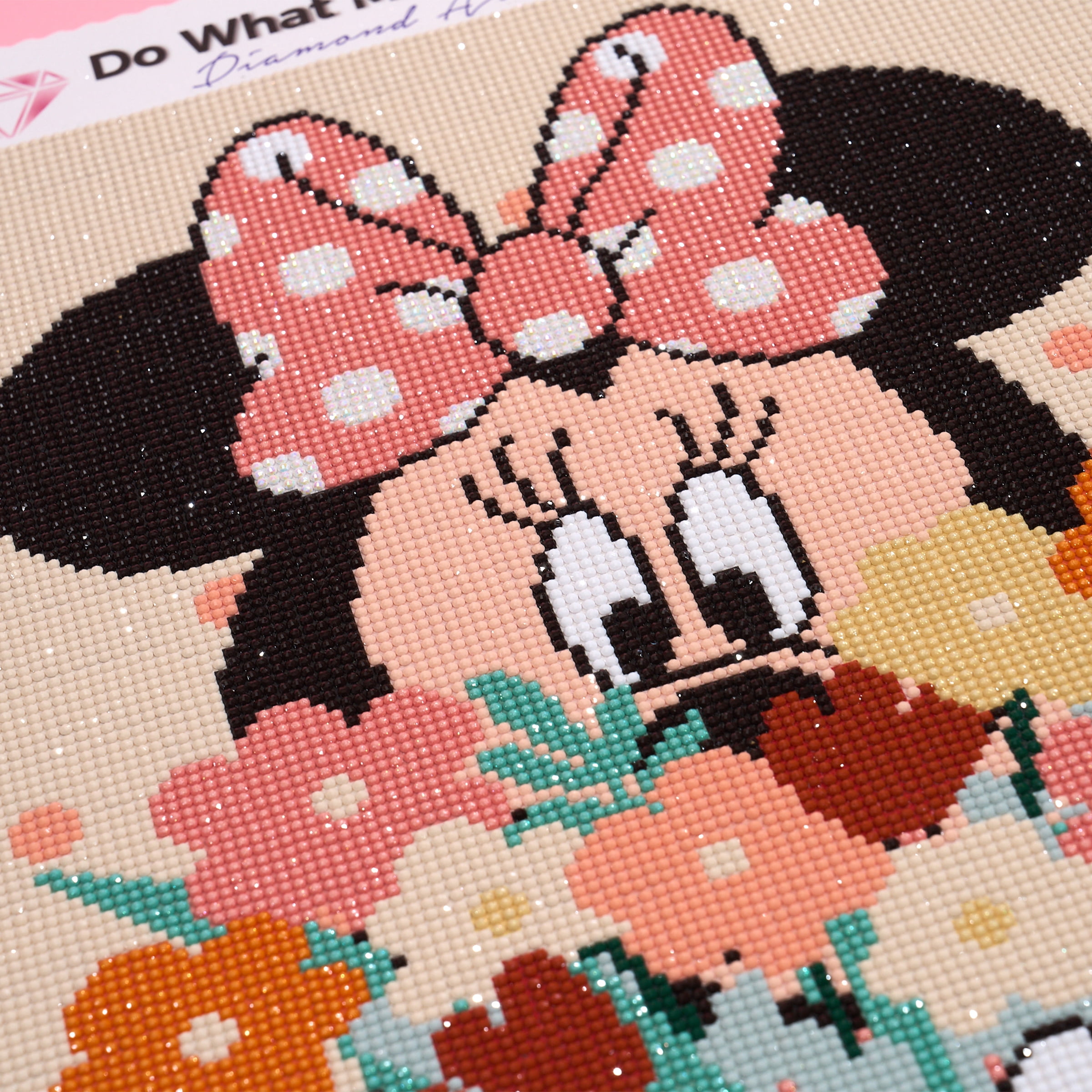 DIAMOND ART CLUB® Minnie Bouquet Diamond Painting Kit, Fun DIY Crafts for Adults, Round Diamond Art Canvas, 13" x 17" (33 cm x 42.7 cm)