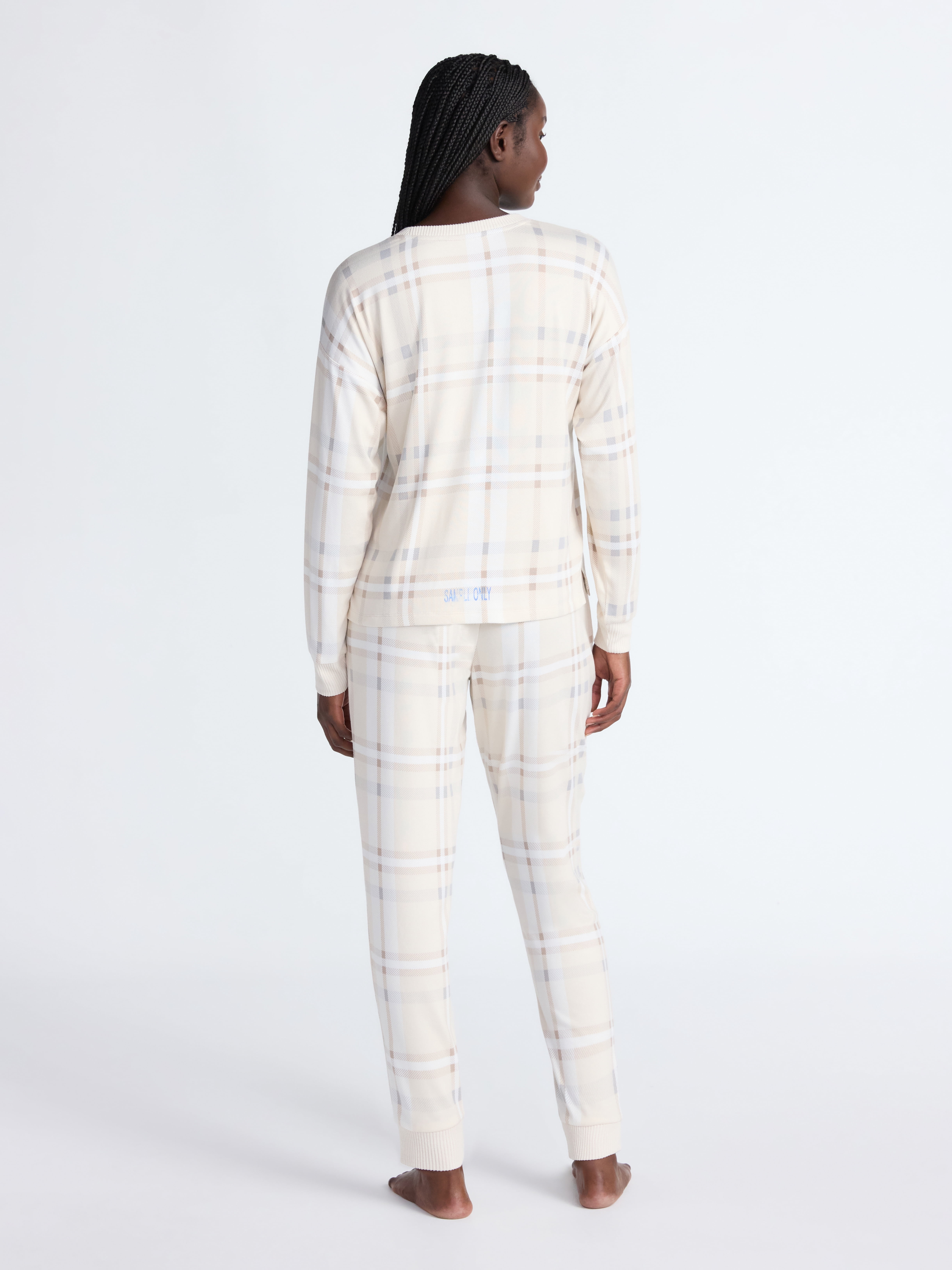 Joyspun Women's Cozy Lounge Collection Hacci Knit Long Sleeve Top and Joggers Pajama Set, Sizes XS-3X