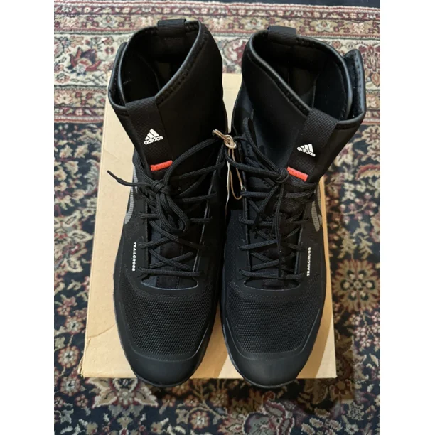 Ad-id-as 5.10 Trailcross GTX Black Athletic Hiking Shoe Sneaker Mens Sz 11.5