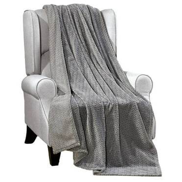 Plazatex Montana plush Decorative Warm and Comfortable Machine Washable Throw 50" x 60" Grey