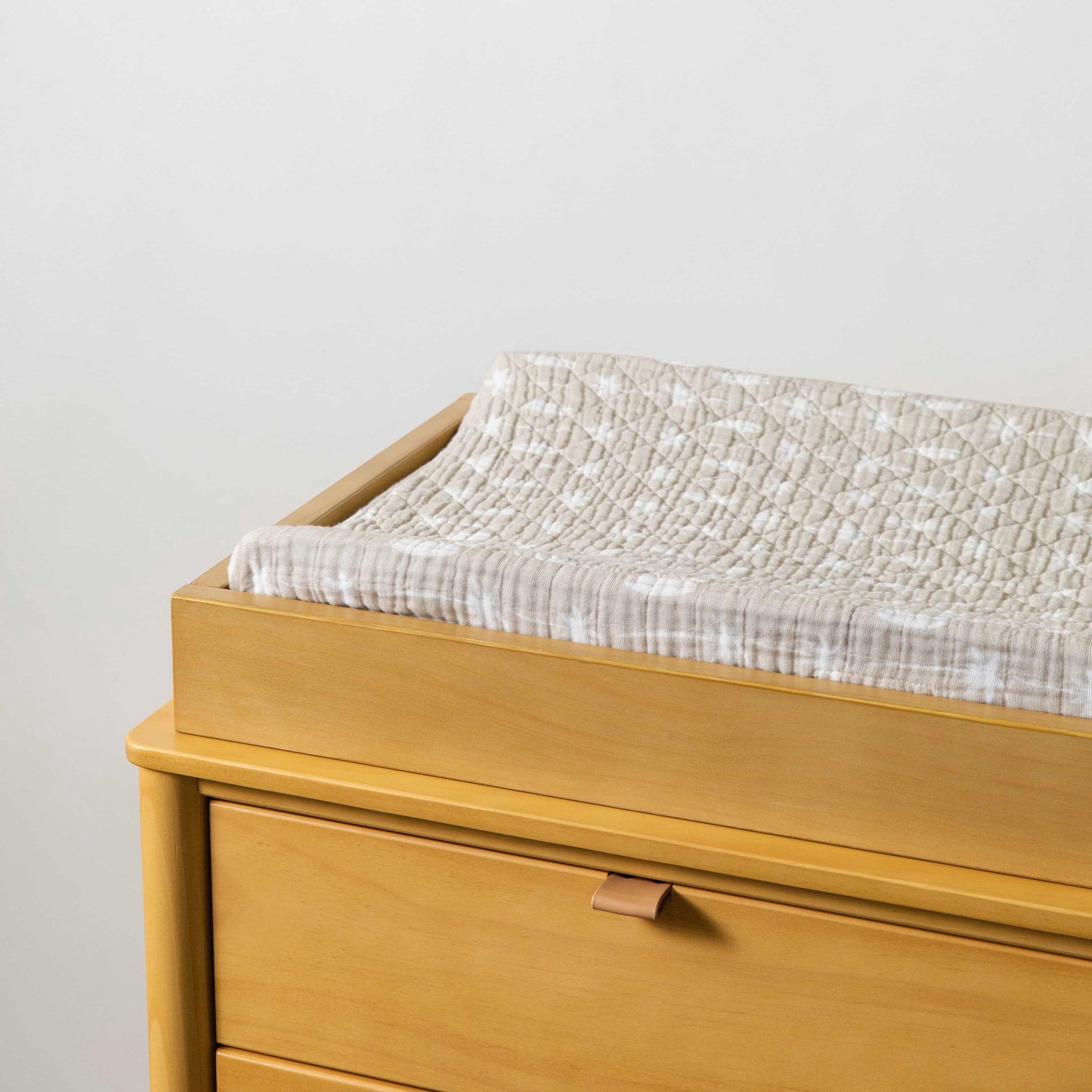 Babyletto Quilted Changing Pad Cover in GOTS Certified Organic Muslin Cotton