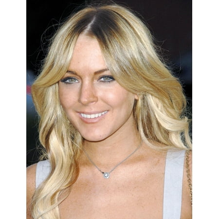 Lindsay Lohan At Arrivals For Lg Electronics (Lg) Launch Of The Scarlet Hd Tv Series Canvas Art - (16 x 20)