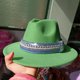 thumbnail image 1 of Sombrero fedora clásico con cinta para mujer, gorro de ala grande de lana plana para hombre y mujer, sombrero de jazz Panamá, Otoño e Invierno, 1 of 4