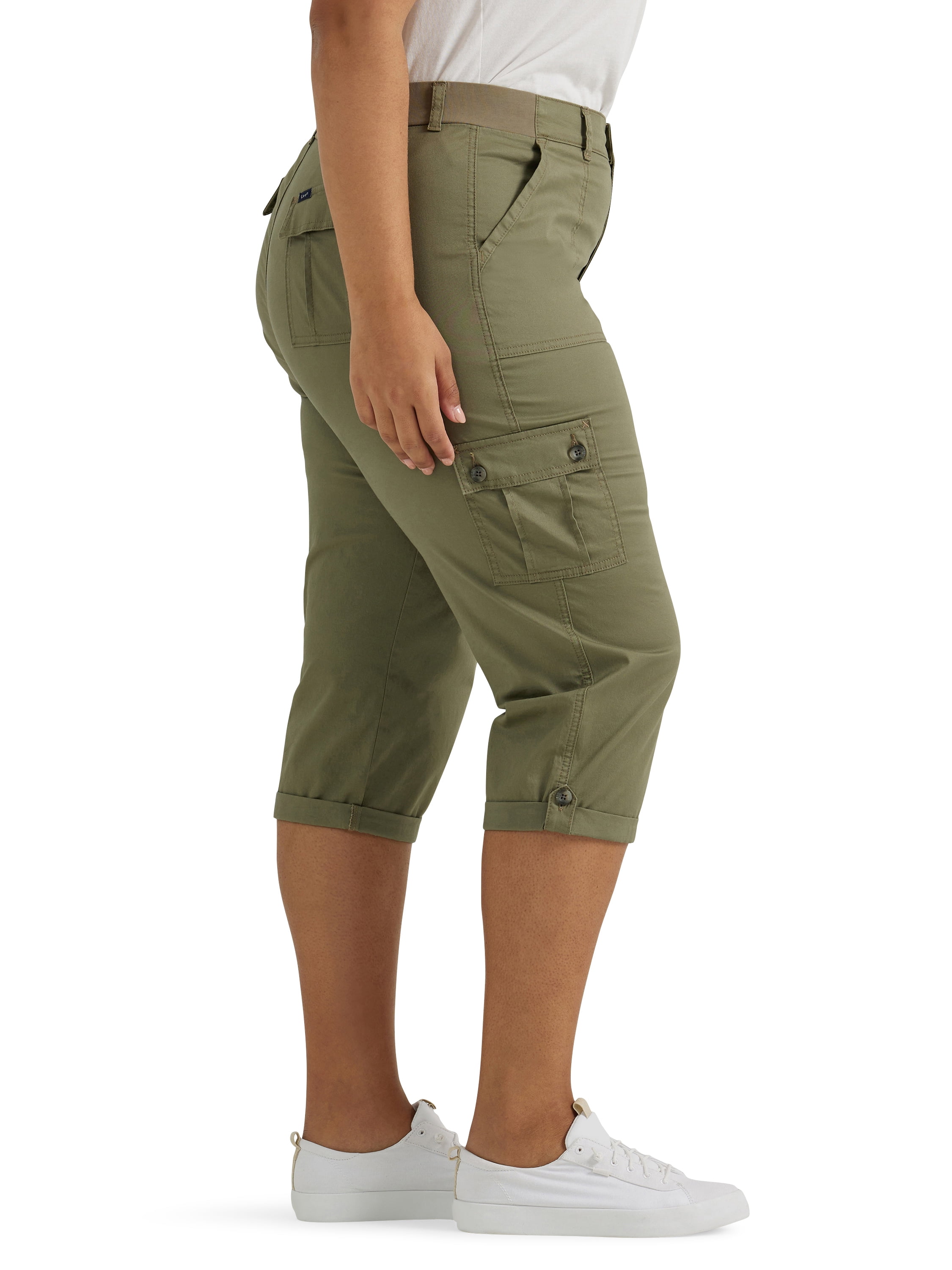 Lee Women's Plus Size Flex-to-Go Cargo Capri